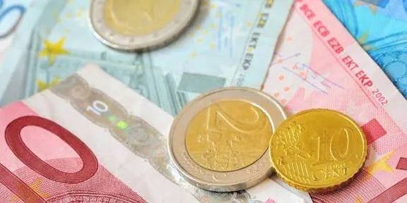 Munten en bankbiljetten — vergoeding van therapie